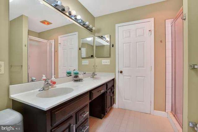 9063 GOLDEN SUNSET LN, Springfield, VA 22153