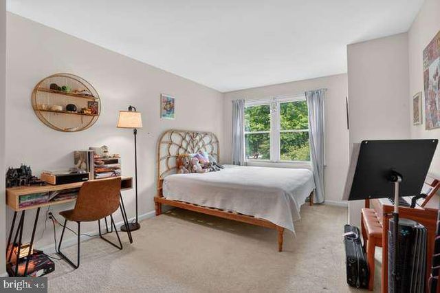 9063 GOLDEN SUNSET LN, Springfield, VA 22153