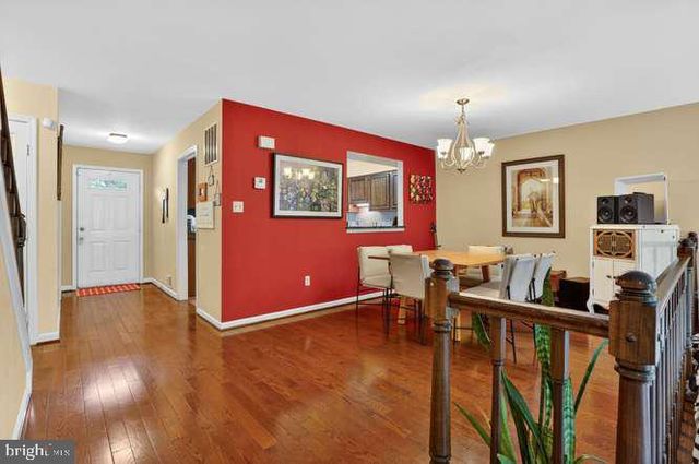 9063 GOLDEN SUNSET LN, Springfield, VA 22153