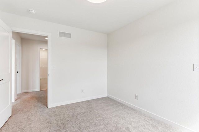 675 Mary WAY, Slinger, WI 53086