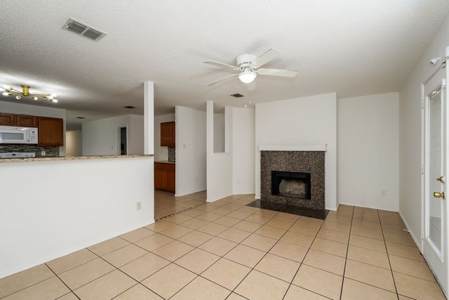 8717 Hunters Creek Drive, Fort Worth, TX 76123