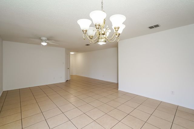 8717 Hunters Creek Drive, Fort Worth, TX 76123