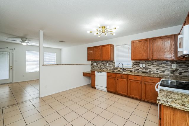 8717 Hunters Creek Drive, Fort Worth, TX 76123