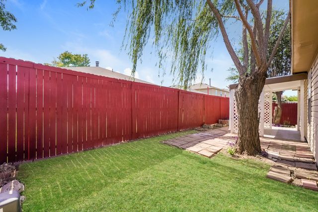 8717 Hunters Creek Drive, Fort Worth, TX 76123