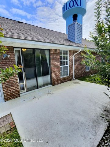 875 Laurelwood Drive, Biloxi, MS 39532
