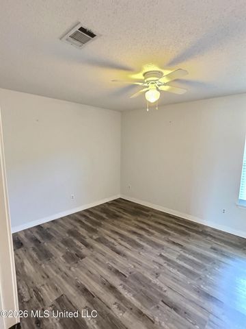 875 Laurelwood Drive, Biloxi, MS 39532