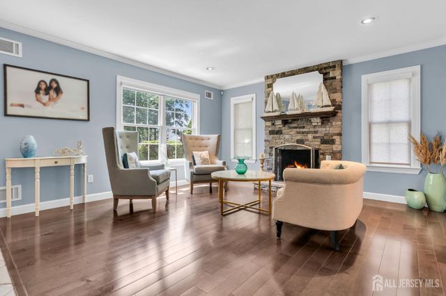 375 Kildare Drive, Toms River, NJ 08753