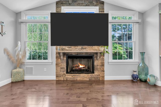 375 Kildare Drive, Toms River, NJ 08753