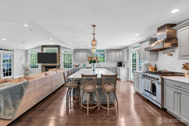 375 Kildare Drive, Toms River, NJ 08753