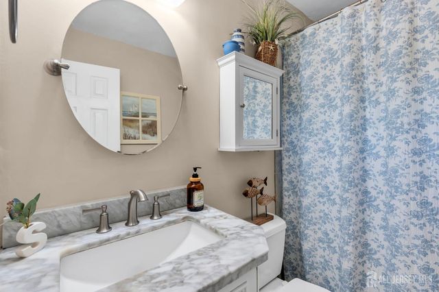 375 Kildare Drive, Toms River, NJ 08753