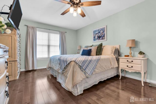 375 Kildare Drive, Toms River, NJ 08753