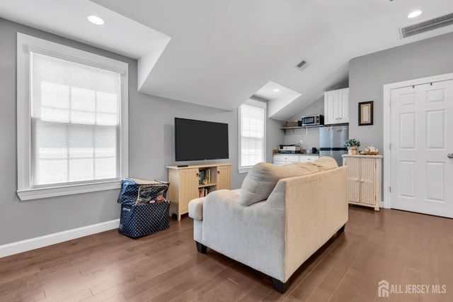375 Kildare Drive, Toms River, NJ 08753