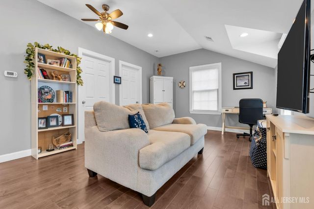 375 Kildare Drive, Toms River, NJ 08753