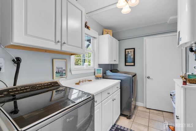 375 Kildare Drive, Toms River, NJ 08753
