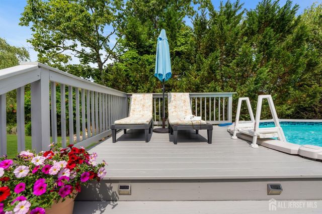 375 Kildare Drive, Toms River, NJ 08753