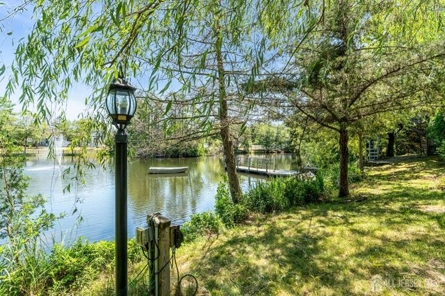 375 Kildare Drive, Toms River, NJ 08753