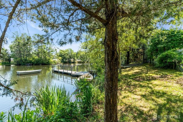 375 Kildare Drive, Toms River, NJ 08753