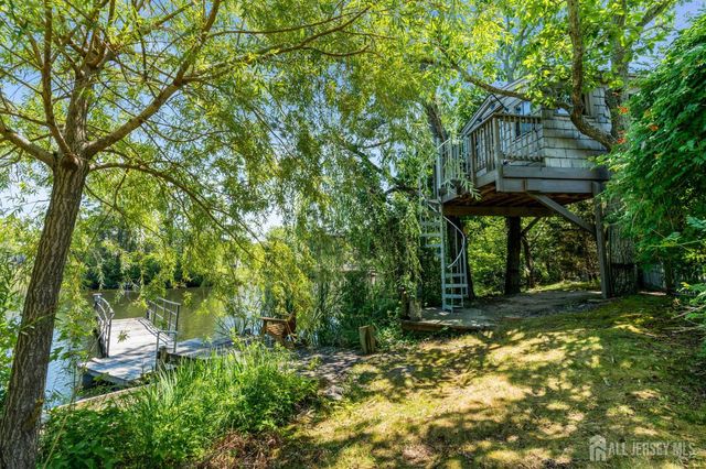 375 Kildare Drive, Toms River, NJ 08753