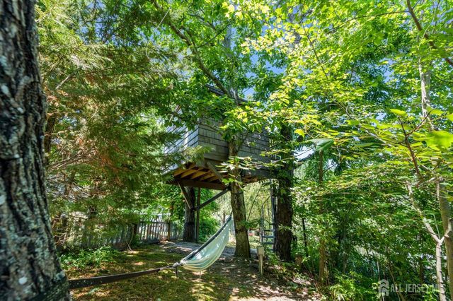 375 Kildare Drive, Toms River, NJ 08753