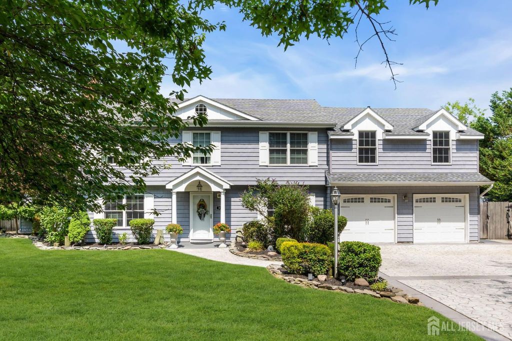 375 Kildare Drive, Toms River, NJ 08753