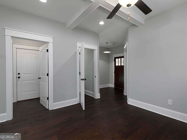 7135 Haw Creek Place, Gainesville, GA 30506
