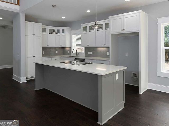7135 Haw Creek Place, Gainesville, GA 30506