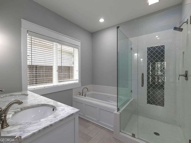 7135 Haw Creek Place, Gainesville, GA 30506
