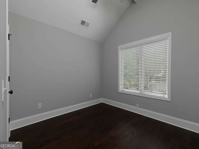 7135 Haw Creek Place, Gainesville, GA 30506