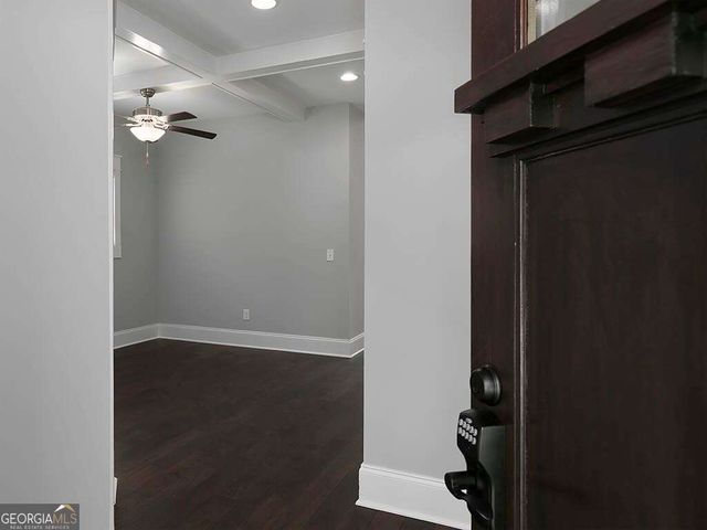 7135 Haw Creek Place, Gainesville, GA 30506