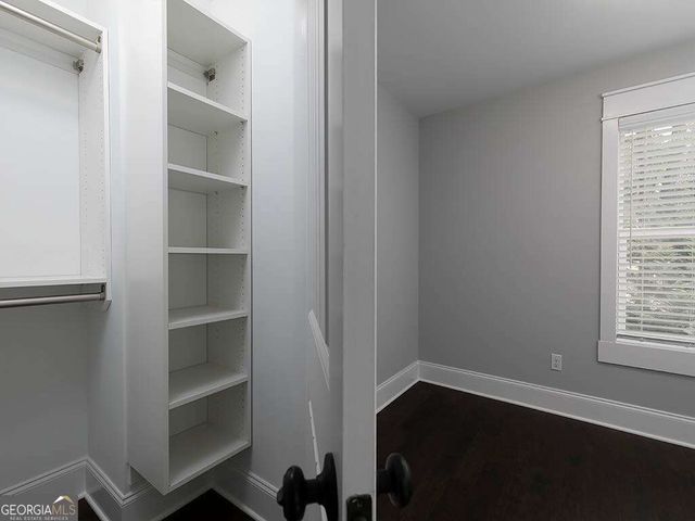 7135 Haw Creek Place, Gainesville, GA 30506