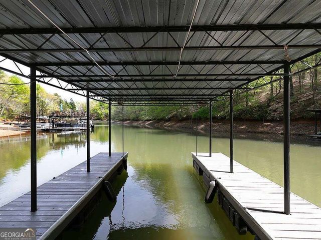 7135 Haw Creek Place, Gainesville, GA 30506