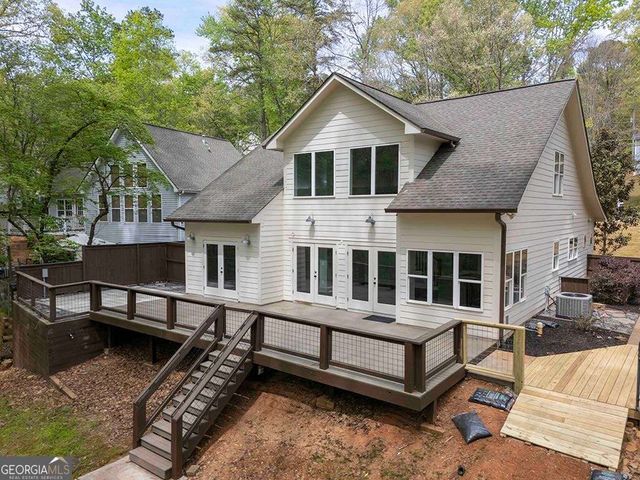7135 Haw Creek Place, Gainesville, GA 30506