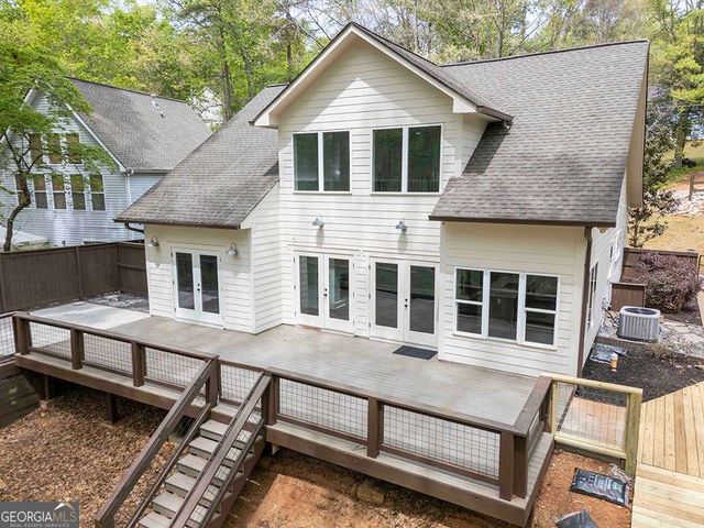 7135 Haw Creek Place, Gainesville, GA 30506