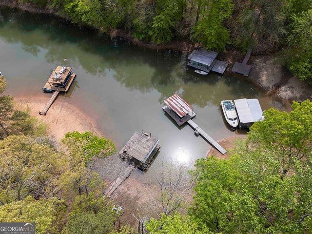 7135 Haw Creek Place, Gainesville, GA 30506