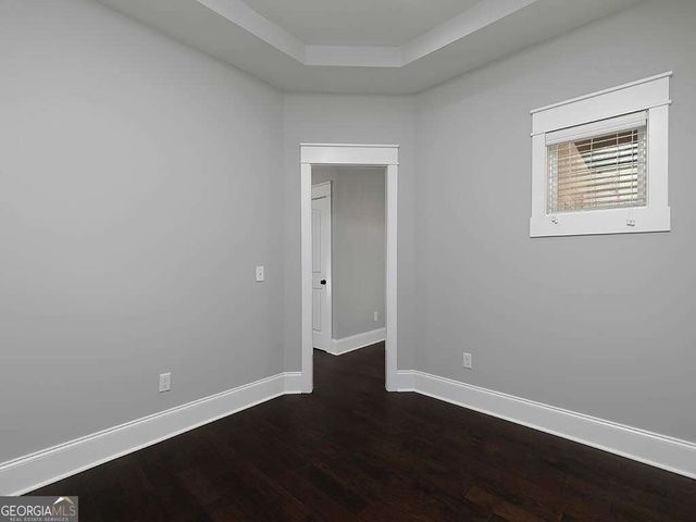 7135 Haw Creek Place, Gainesville, GA 30506