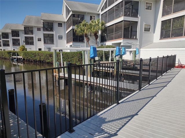 515 LEFFINGWELL AVENUE 109, Ellenton, FL 34222