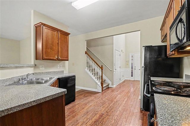 372 Creek Manor, Suwanee, GA 30024