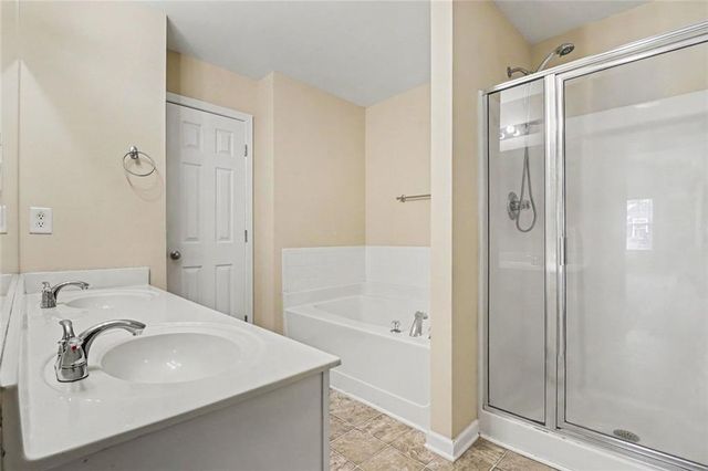 372 Creek Manor, Suwanee, GA 30024
