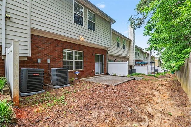 372 Creek Manor, Suwanee, GA 30024