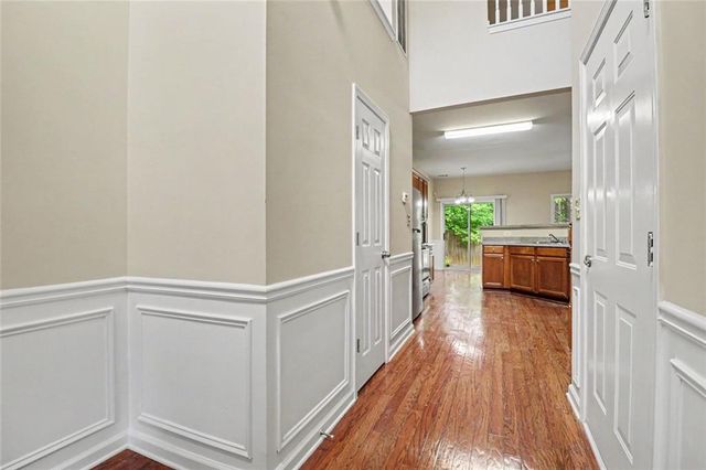 372 Creek Manor, Suwanee, GA 30024