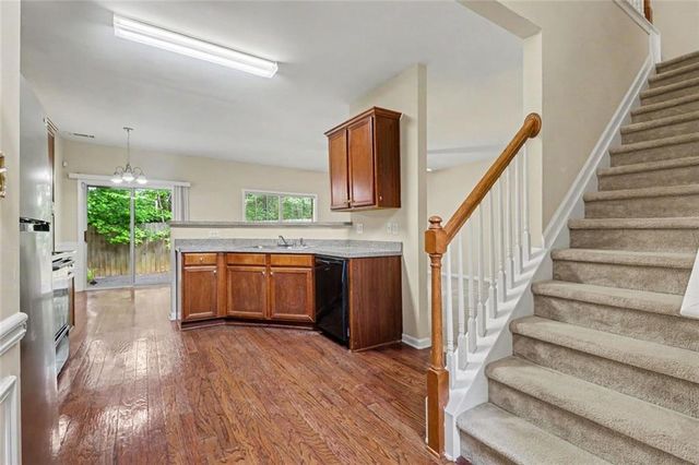 372 Creek Manor, Suwanee, GA 30024