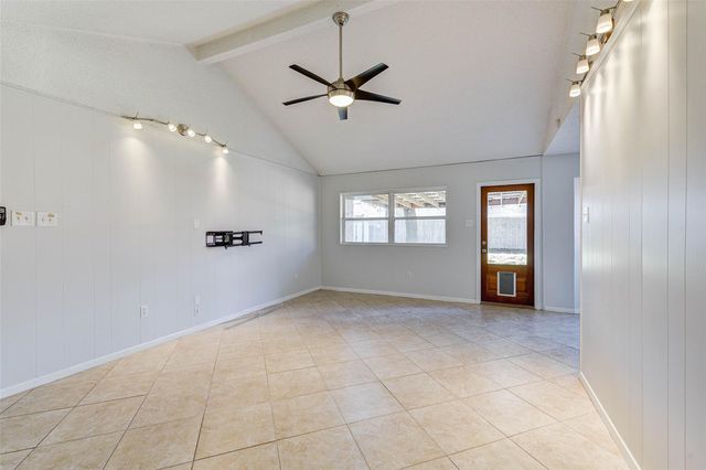 5911 Chrystell Lane, Houston, TX 77092