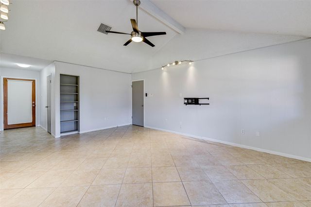 5911 Chrystell Lane, Houston, TX 77092