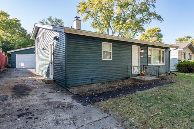 2212 Horeb Avenue, Zion, IL 60099