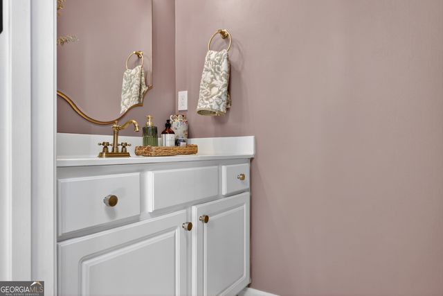 7070 Foxberry Lane, Roswell, GA 30075