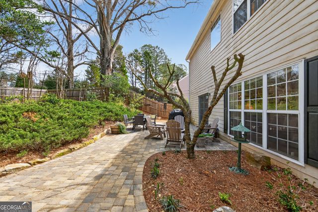 7070 Foxberry Lane, Roswell, GA 30075