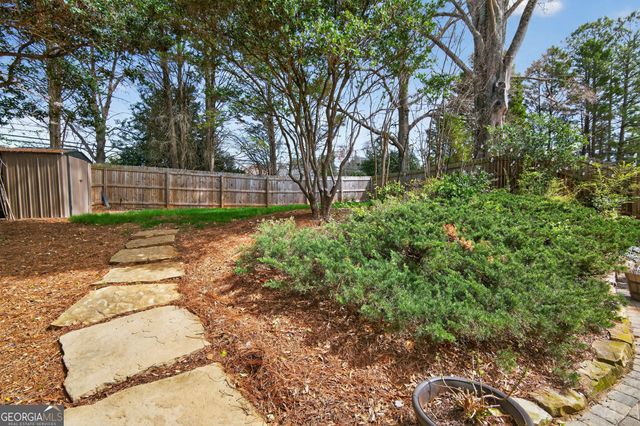 7070 Foxberry Lane, Roswell, GA 30075