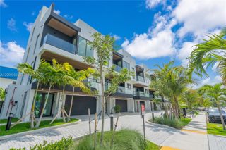 3222 NE 7th Street, Pompano Beach, FL 33062