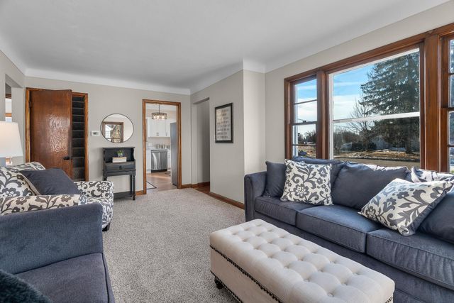 1144 Marshall Avenue, Saint Paul Park, MN 55071