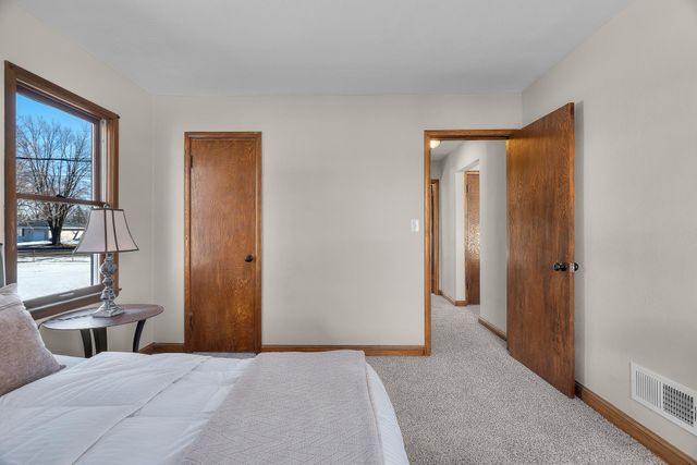 1144 Marshall Avenue, Saint Paul Park, MN 55071